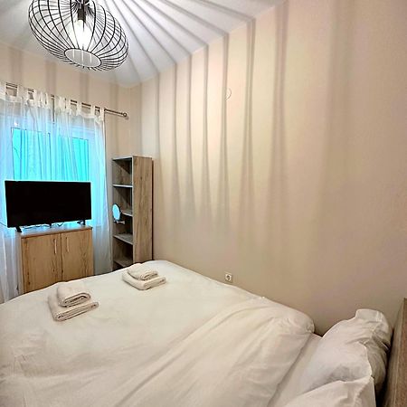 Nidus 101 Apartment Souda Bagian luar foto
